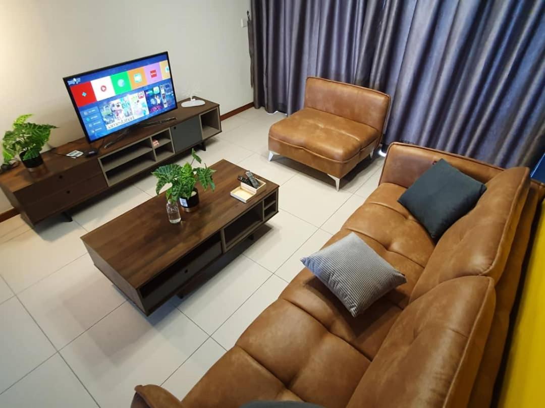 The Landmark By Katana 3Br To 4Br Luxury Seaview Landmark Homestay At Gurney 15-16Pax 无敌海景套房 Tanjung Tokong Kültér fotó